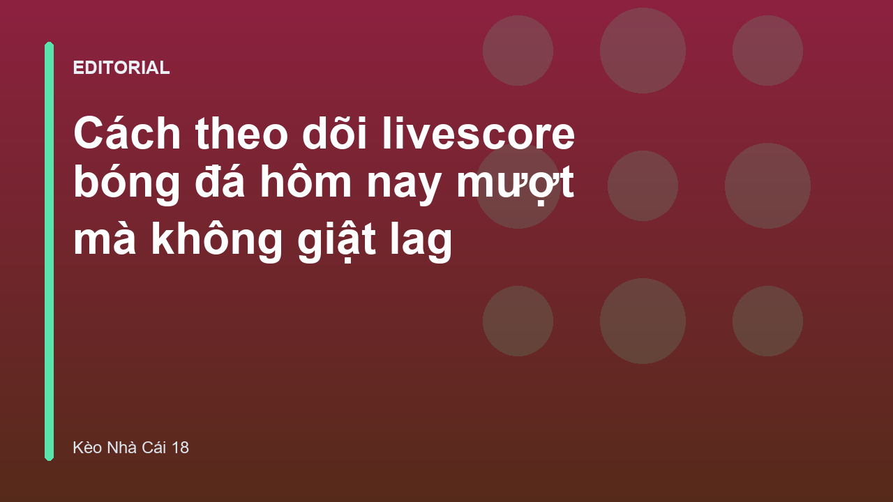 Người hâm mộ theo dõi livescore bóng đá trên điện thoại